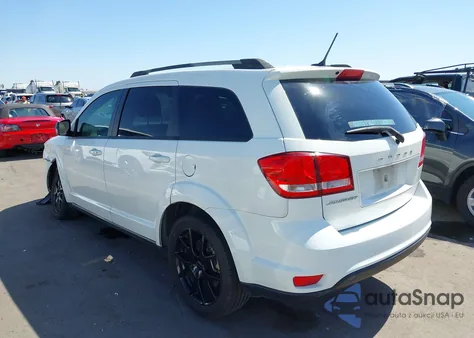 2017 Dodge Journey Sxt z USA, uszkodzony, nr VIN 3C4PDCBB6HT614262
